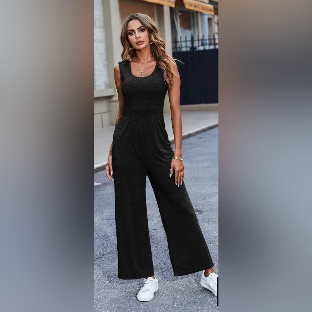 Prettygardan Plain Scoop Neck Sleeveless Wide Leg Jumpsuit